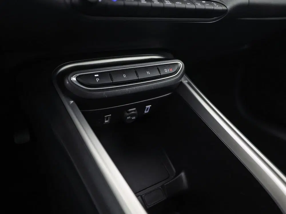 Jeep Avenger 1.2 e-Hybrid Altitude Automaat (APPLE CARP uit 2025, foto 11