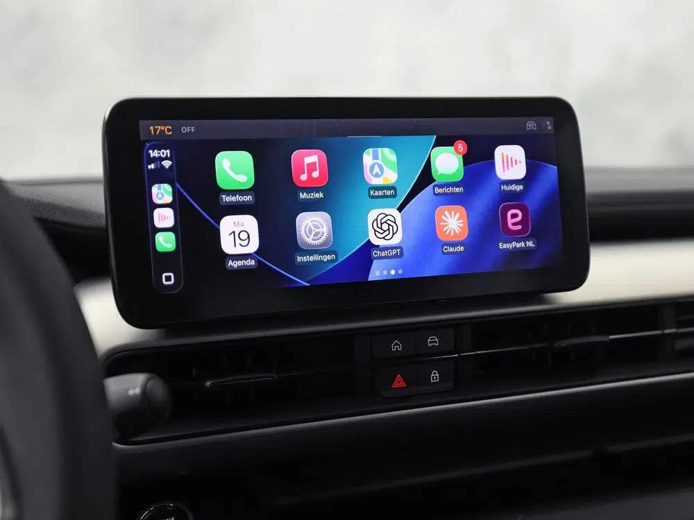 Jeep Avenger 1.2 e-Hybrid Altitude Automaat (APPLE CARP uit 2025, foto 8