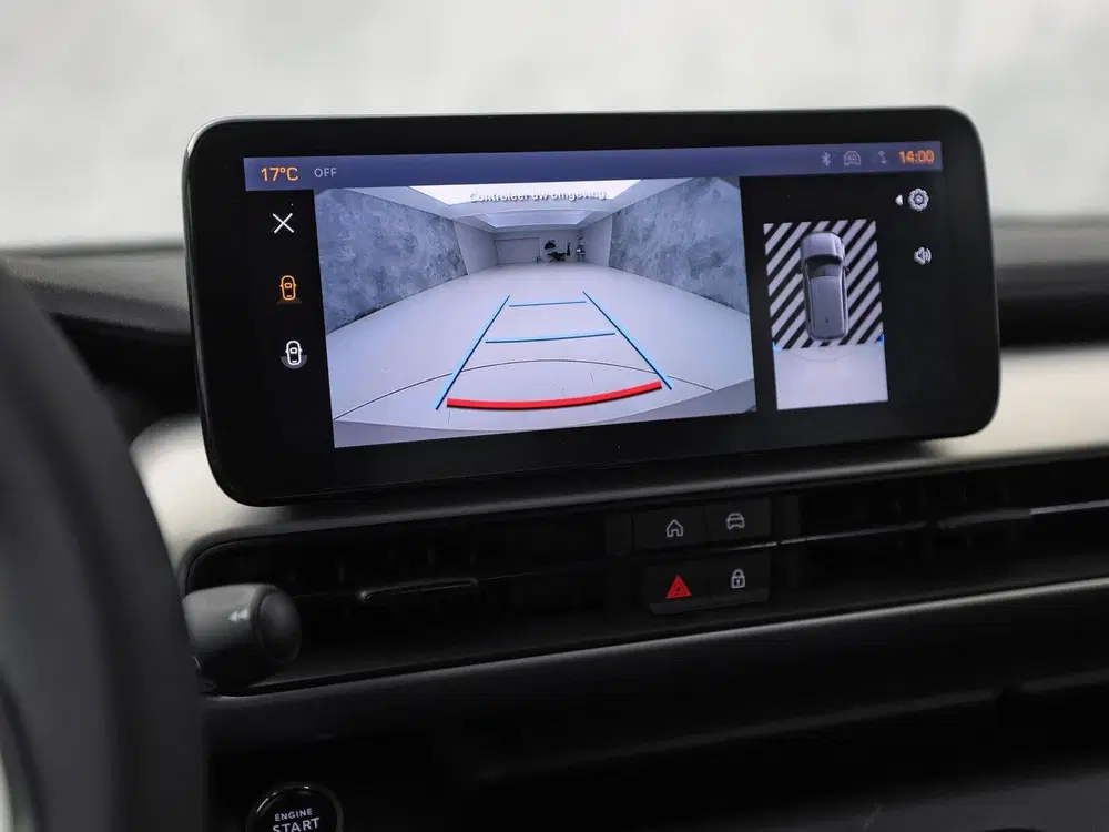 Jeep Avenger 1.2 e-Hybrid Altitude Automaat (APPLE CARP uit 2025, foto 9
