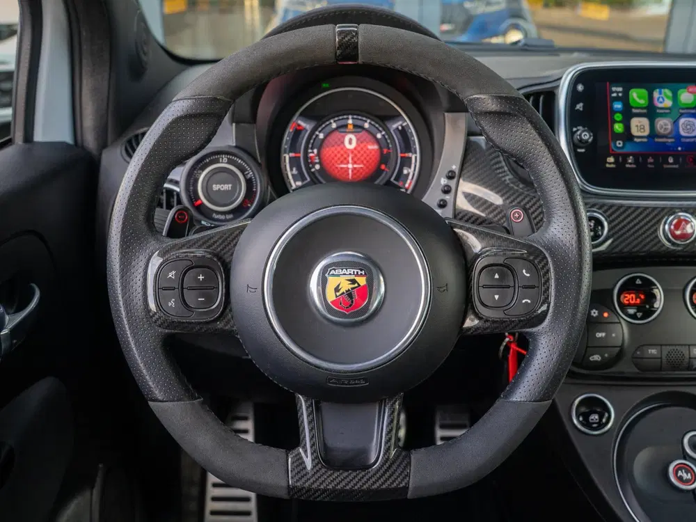 Abarth 595 1.4 T-Jet 180PK uit 2021, foto 10