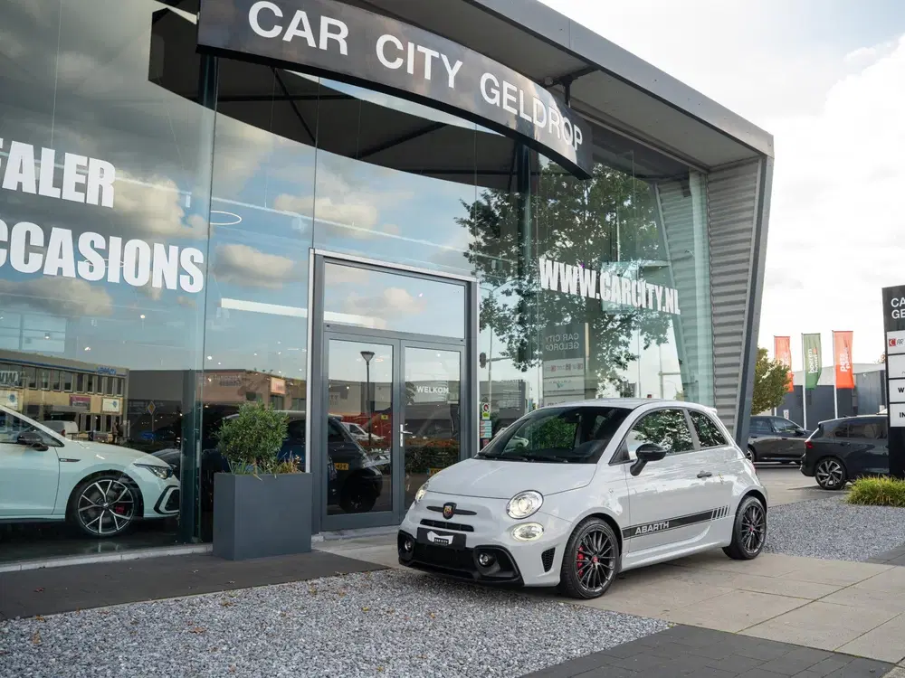 Abarth 595 1.4 T-Jet 180PK uit 2021, foto 6