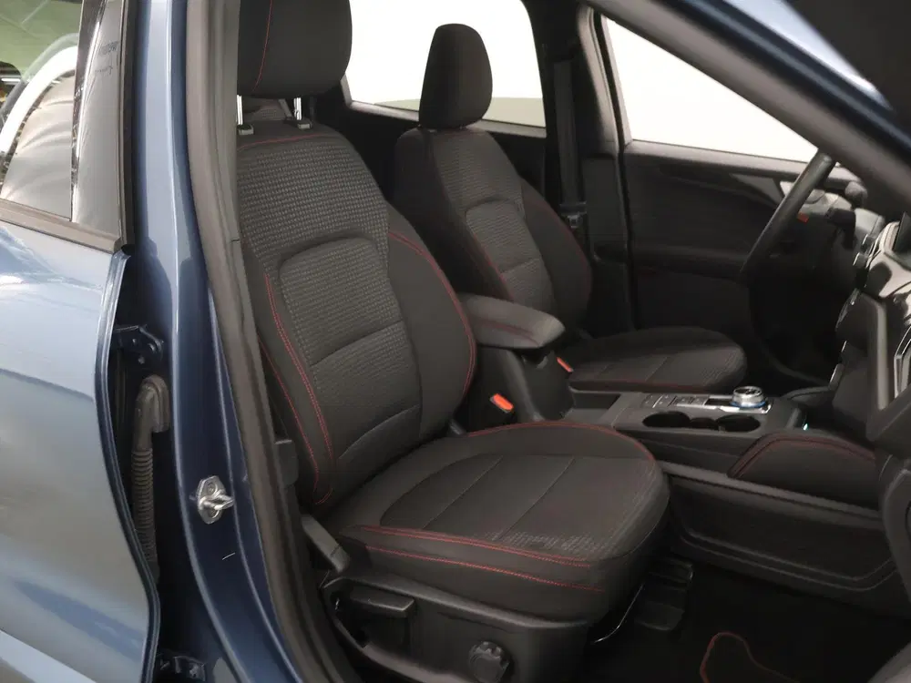 Ford Kuga 2.5 PHEV ST-Line uit 2023, foto 10