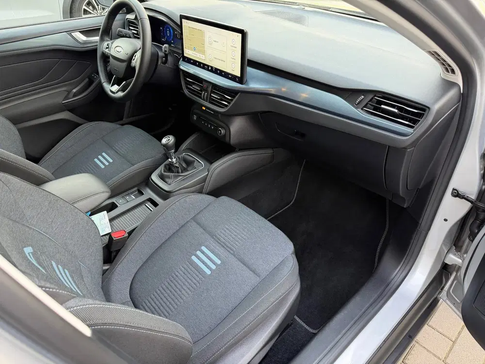 Ford Focus 1.0 EcoBoost Hybrid ACTIVE X I TREKHAAK I uit 2023, foto 15