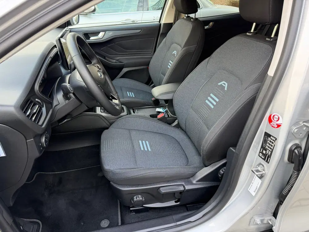 Ford Focus 1.0 EcoBoost Hybrid ACTIVE X I TREKHAAK I uit 2023, foto 8