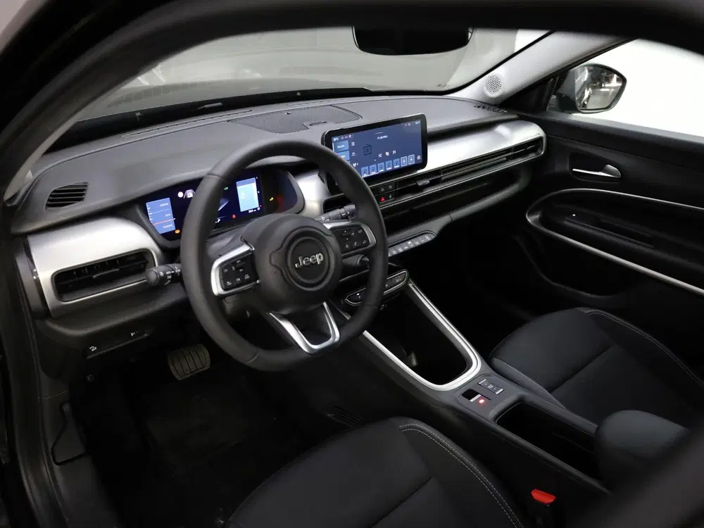 Jeep Avenger Altitude 54 kWh uit 2025, foto 2