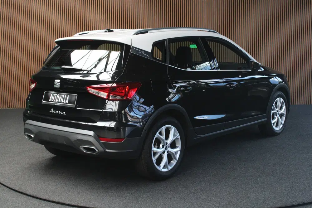 SEAT Arona 1.5 TSI FR Navi Virtual ACC PDC Climate LM uit 2023, foto 5