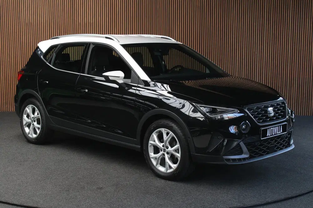 SEAT Arona 1.5 TSI FR Navi Virtual ACC PDC Climate LM uit 2023, foto 7