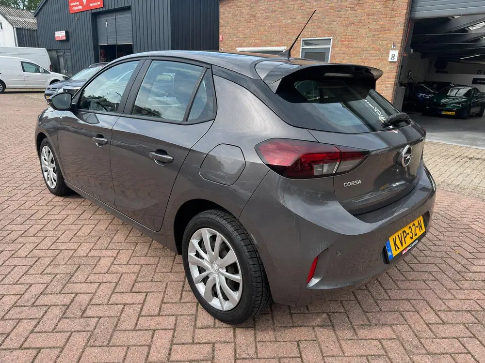 Opel Corsa 1.2 GS Line automaat uit 2020, foto 3
