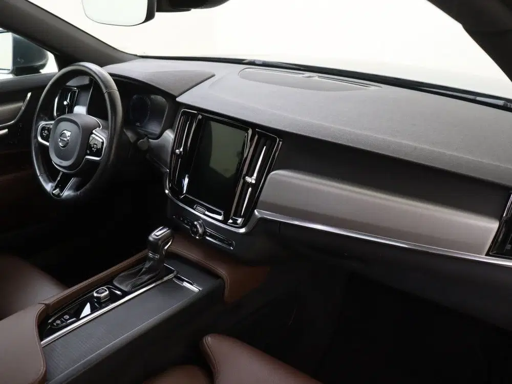 Volvo S90 T4 Momentum+ uit 2019, foto 12