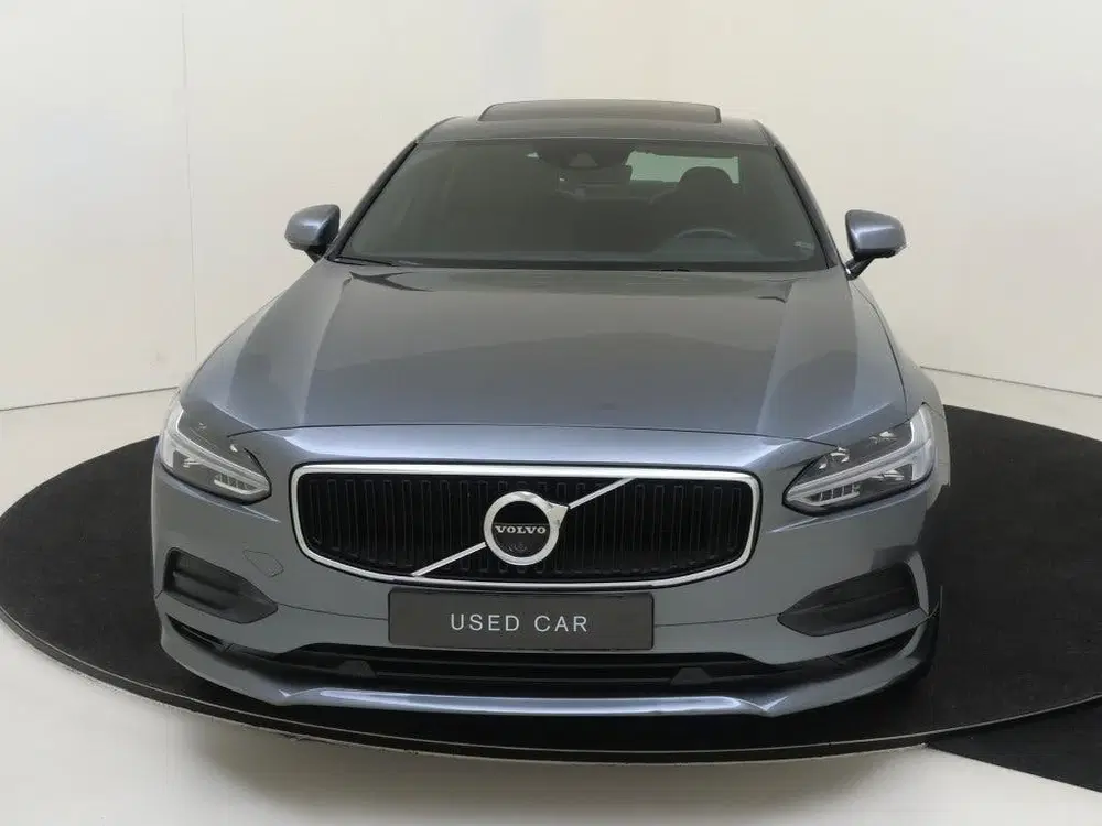 Volvo S90 T4 Momentum+ uit 2019, foto 3