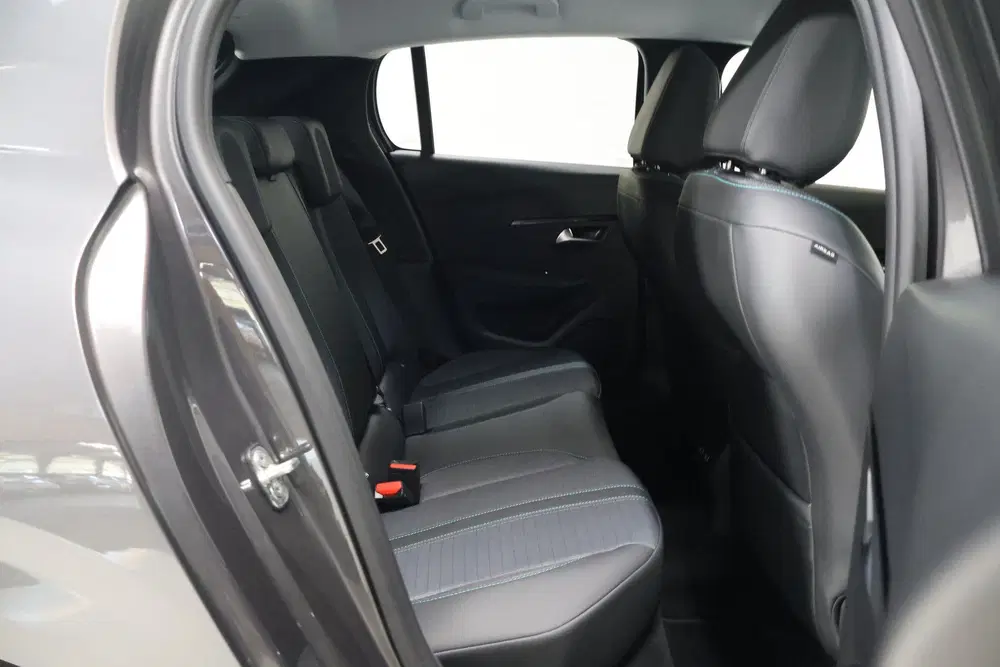 Peugeot 208 1.2 PT Allure uit 2020, foto 4