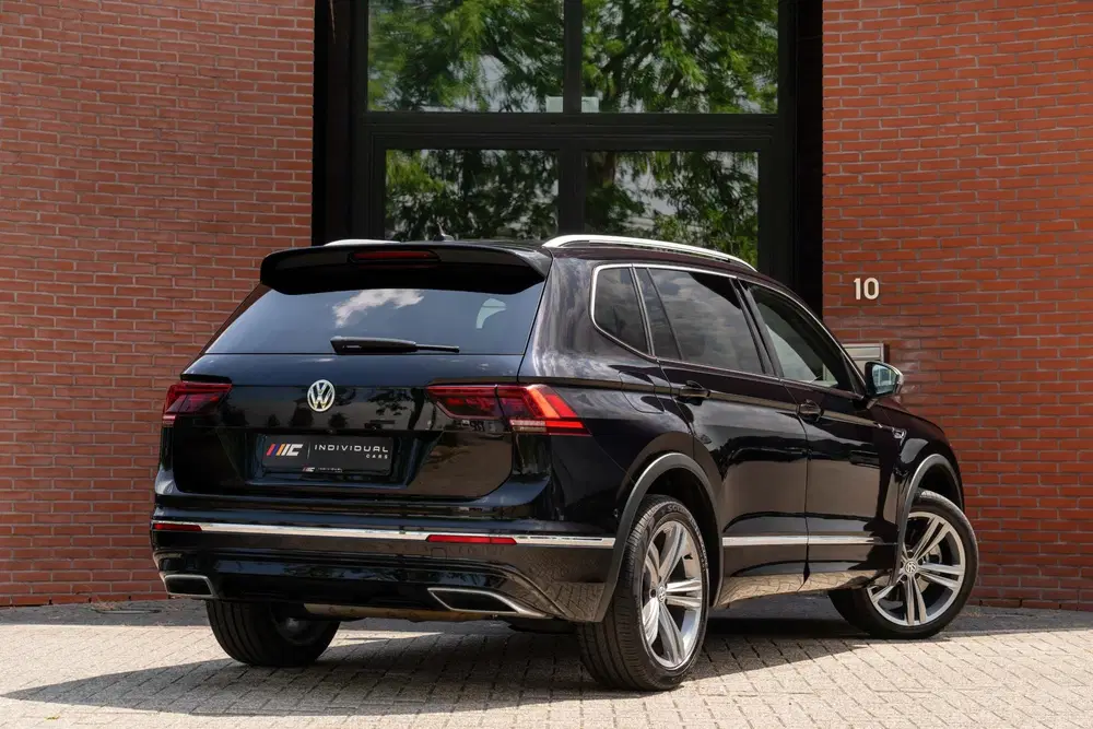 Volkswagen Tiguan Allspace 2.0 TSI 4Motion 7p. 190pk R-Line uit 2020, foto 4