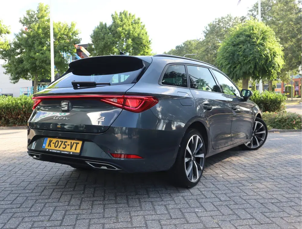 SEAT Leon 1.4 TSI eHybrid PHEV FR Navi uit 2021, foto 4