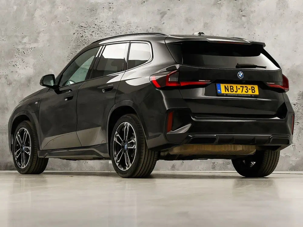 BMW X1 xDrive30e M Sport 326Pk Automaat (APPLE CA uit 2023, foto 3