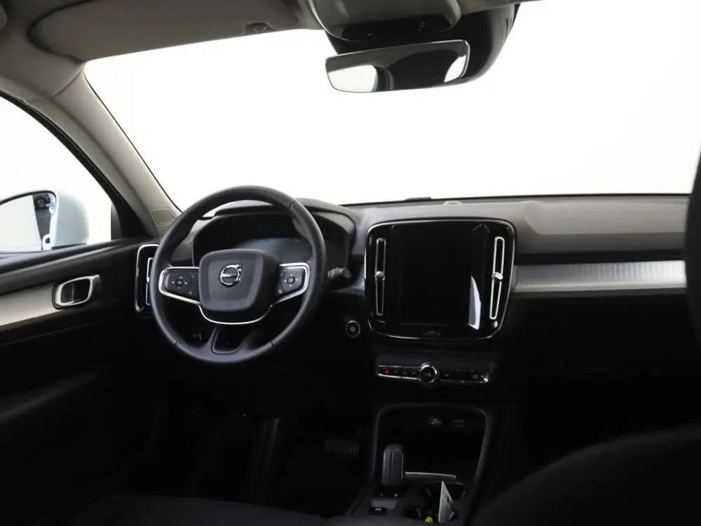 Volvo XC40 T3 Momentum uit 2020, foto 10