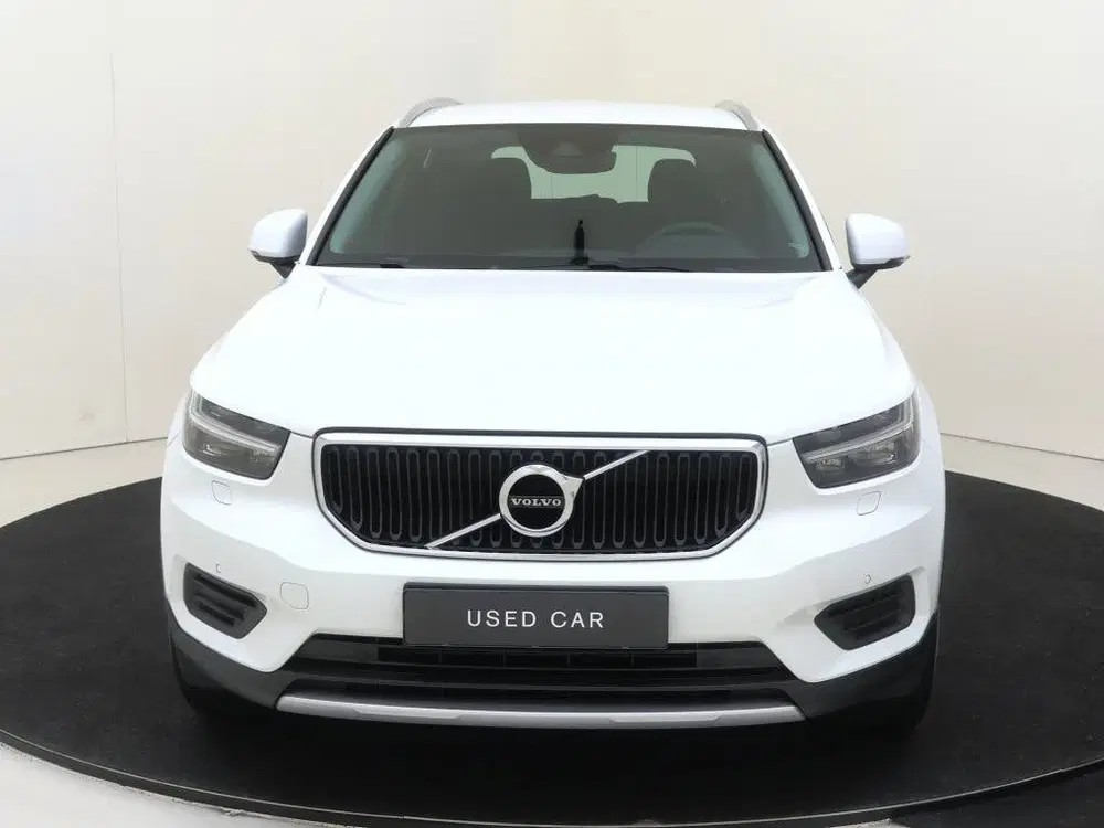 Volvo XC40 T3 Momentum uit 2020, foto 3
