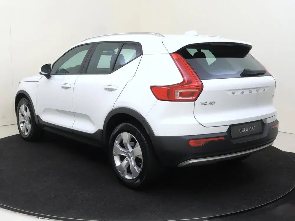 Volvo XC40 T3 Momentum uit 2020, foto 4
