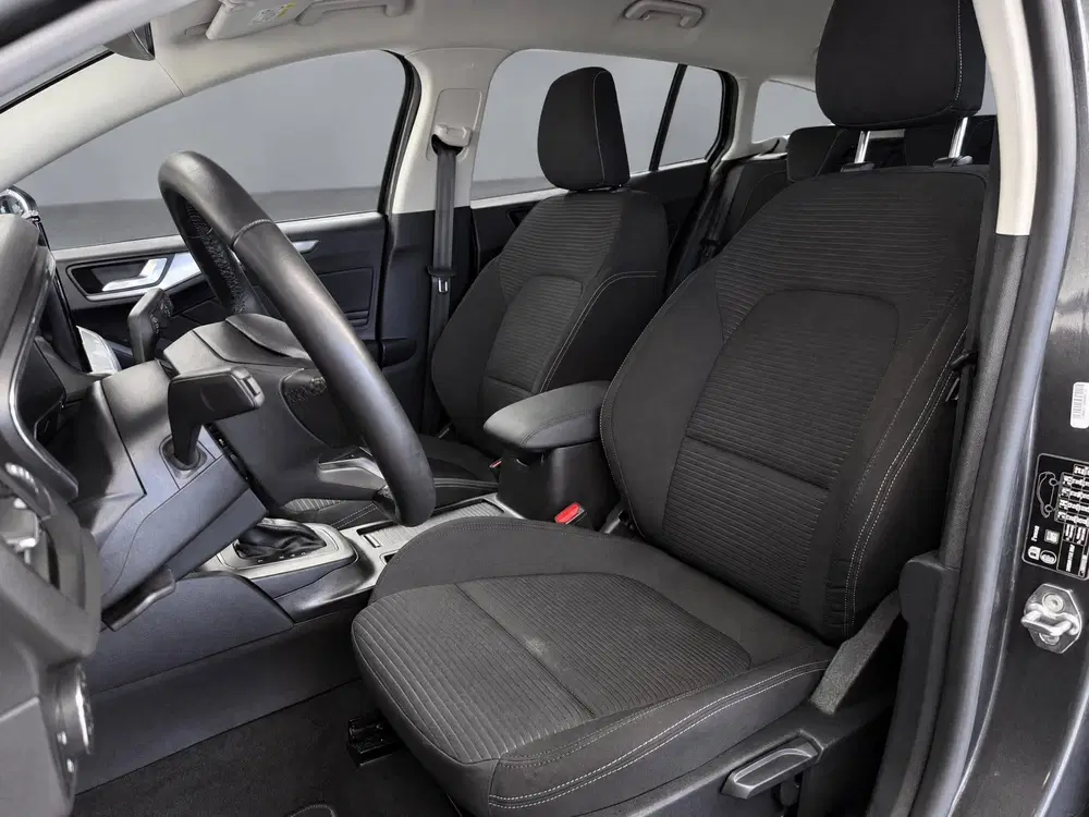 Ford Focus 1.0 EcoBoost Hybrid Titanium uit 2024, foto 13