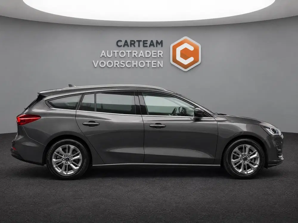 Ford Focus 1.0 EcoBoost Hybrid Titanium uit 2024, foto 7