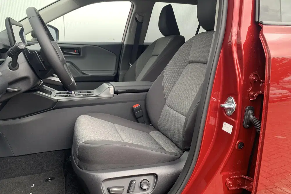 Toyota RAV 4 2.5 Plug-in Hybrid 270 Dynamic BTW Auto Or uit 2026, foto 6