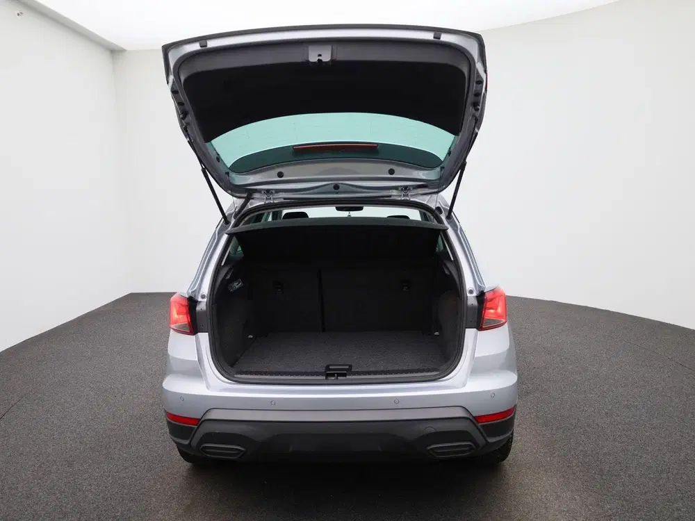 SEAT Arona 1.0 TSI Style Business Connect uit 2023, foto 11
