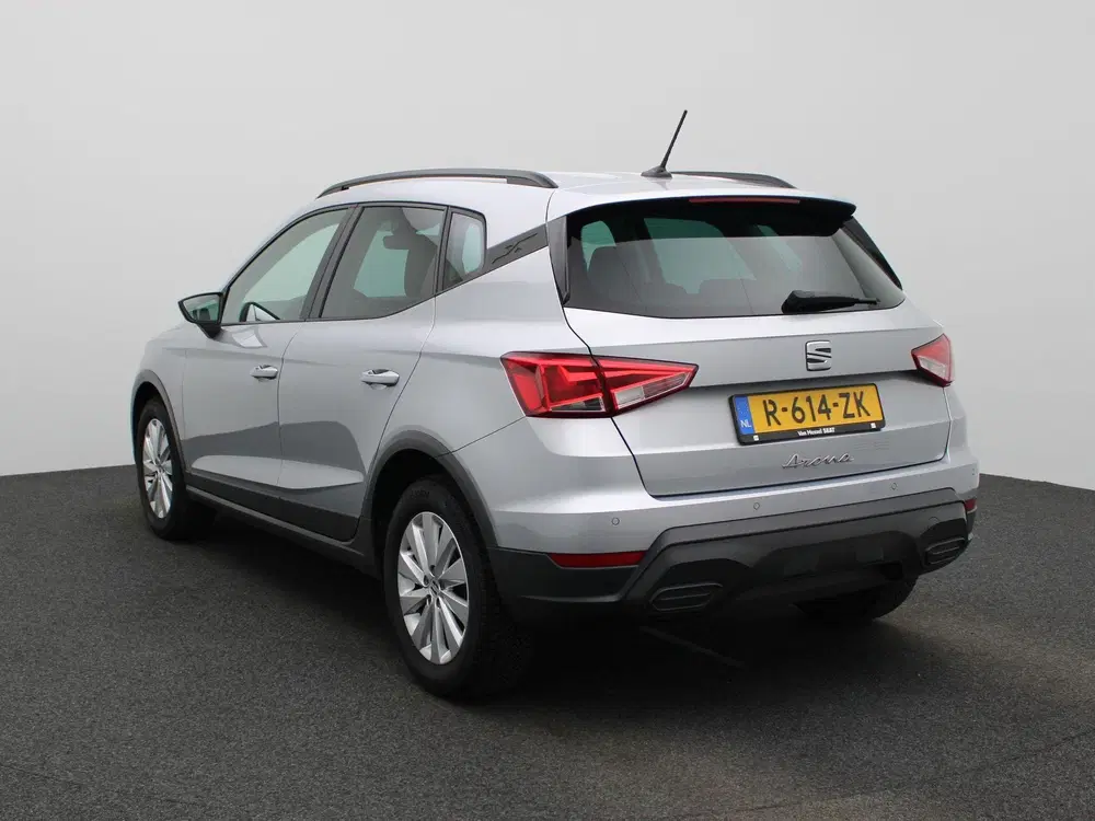 SEAT Arona 1.0 TSI Style Business Connect uit 2023, foto 2
