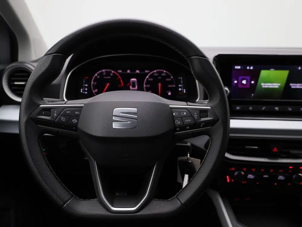 SEAT Arona 1.0 TSI Style Business Connect uit 2023, foto 7