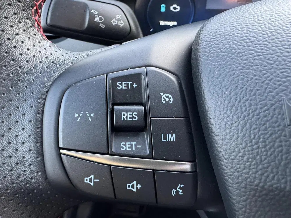 Ford Kuga 2.5 FHEV ST-Line uit 2025, foto 14
