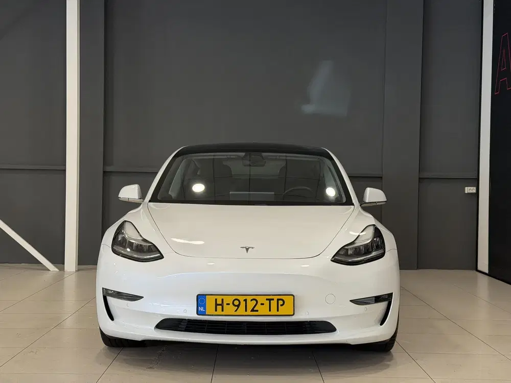 Tesla Model 3 Performance AWD 75 kWh uit 2020, foto 13