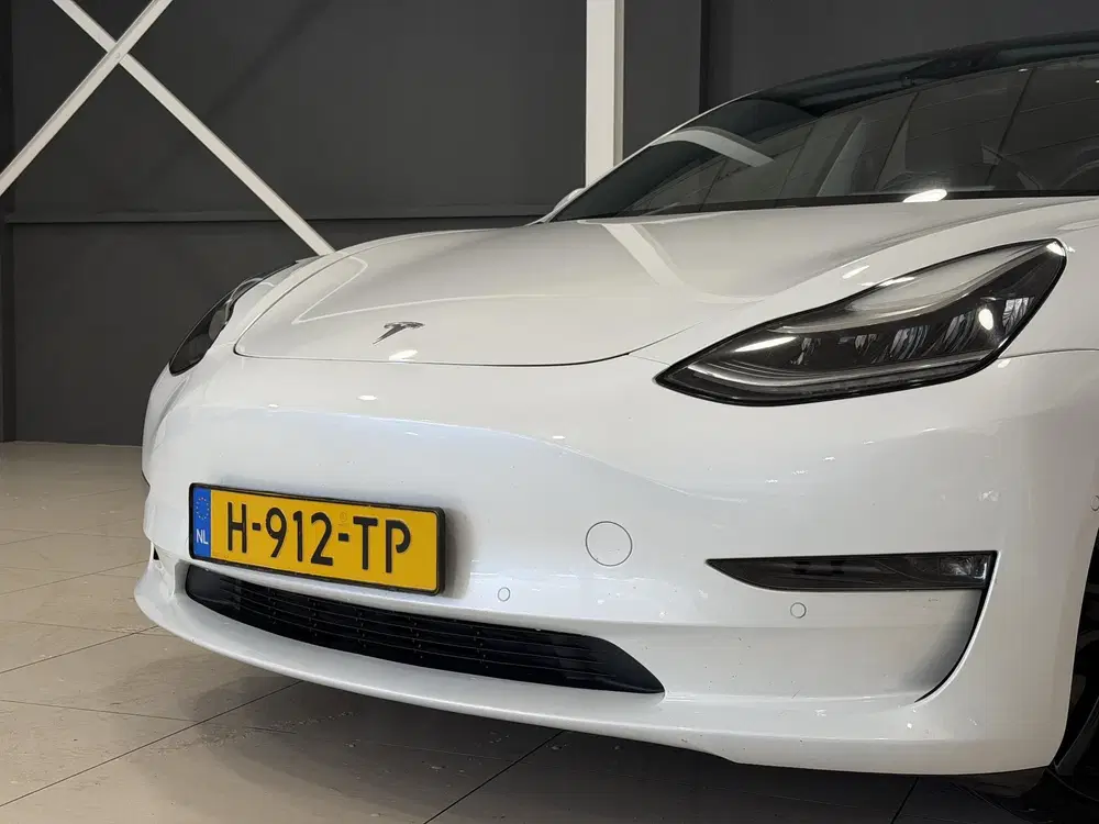 Tesla Model 3 Performance AWD 75 kWh uit 2020, foto 8