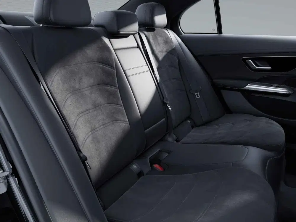 Mercedes-Benz E-Klasse 300 e Business Solution AMG uit 2026, foto 6