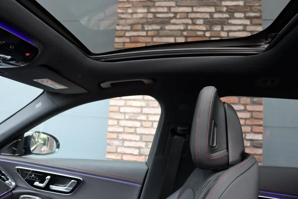 Mercedes-Benz E-Klasse AMG 53 4MATIC+ uit 2025, foto 4