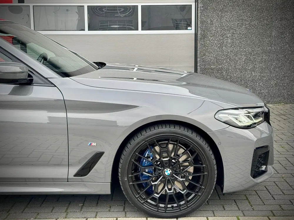 BMW 5-serie 545e xDrive High Executive Edition uit 2021, foto 4