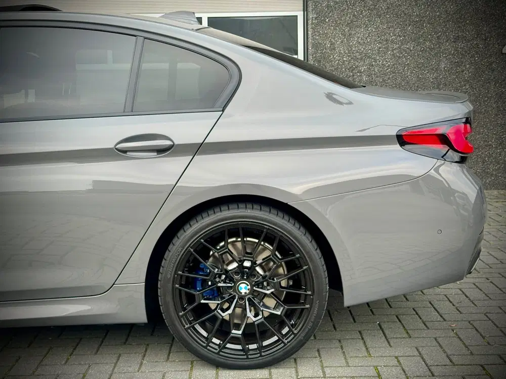 BMW 5-serie 545e xDrive High Executive Edition uit 2021, foto 6
