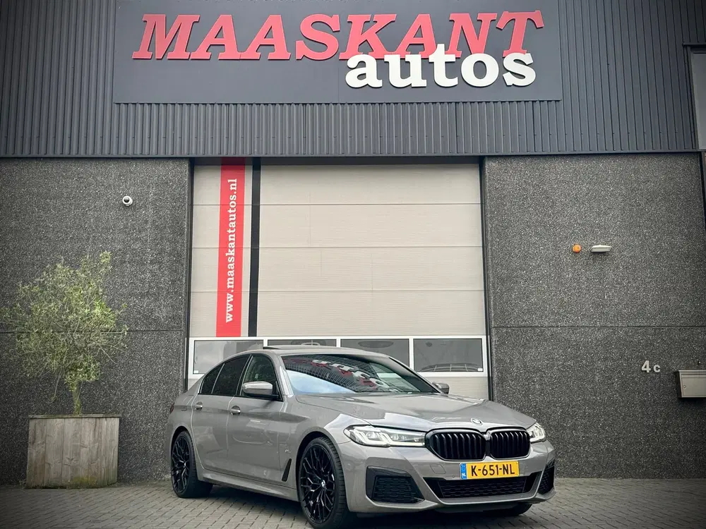 BMW 5-serie 545e xDrive High Executive Edition uit 2021, foto 9
