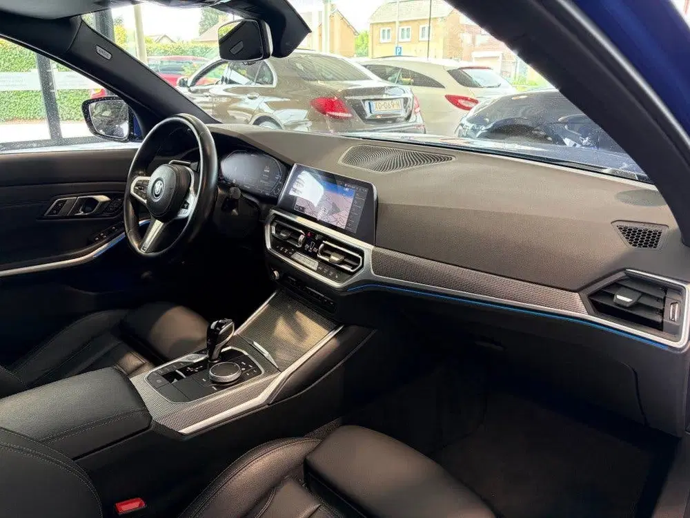 BMW 3-serie Touring 330e xDrive M Sport 50 Jahre Pano uit 2022, foto 5
