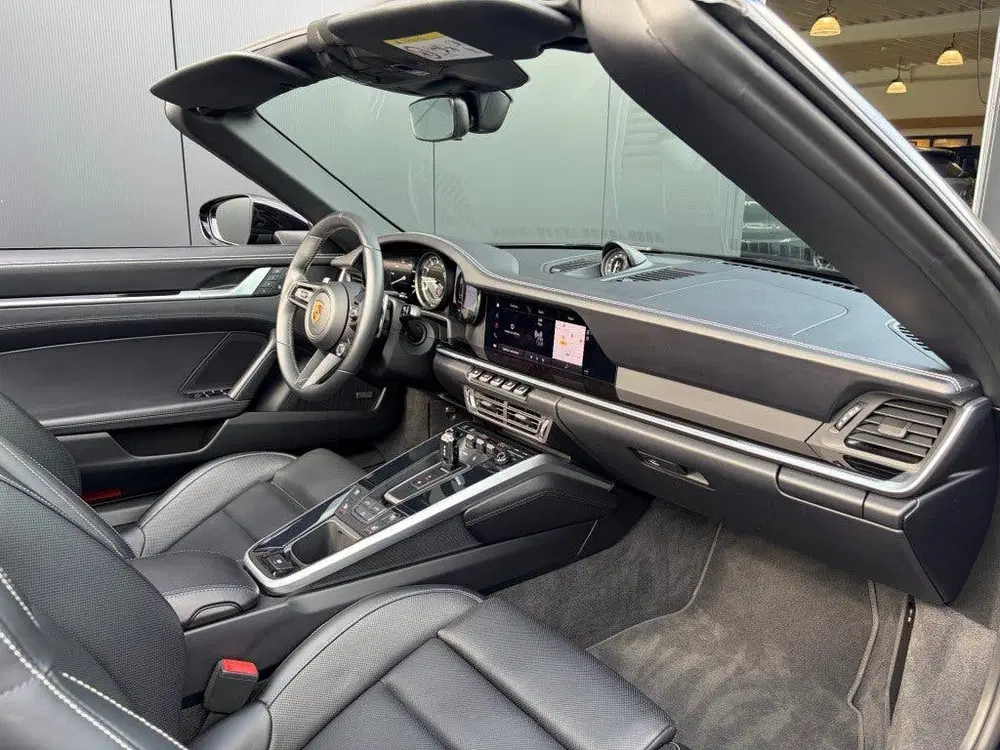 Porsche 911 Cabrio 3.0 992 Chrono+ Sportuitlaat BOSE C uit 2021, foto 5