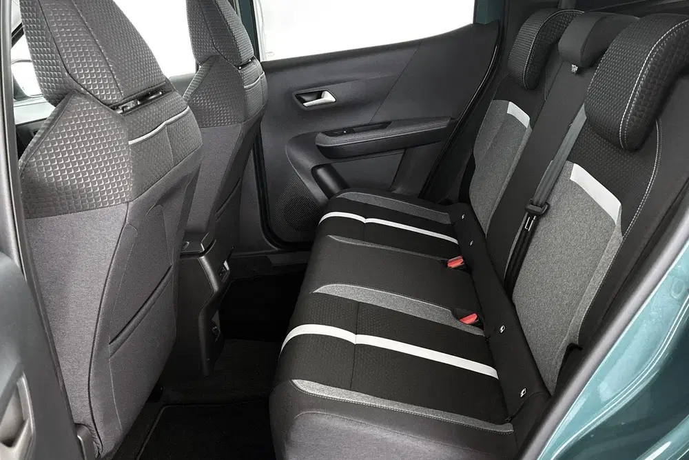 Opel Frontera Electric GS 44 kWh Stuur-Stoelverwarming C uit 2026, foto 8