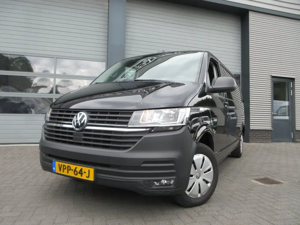 Volkswagen Transporter 2.0 TDI L2 uit 2022, foto 2
