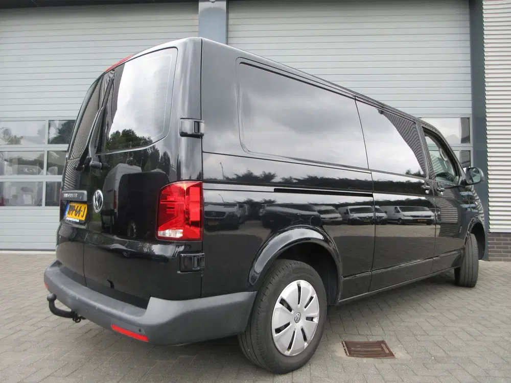 Volkswagen Transporter 2.0 TDI L2 uit 2022, foto 4