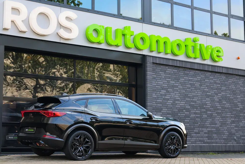 Cupra Formentor 1.4 e-Hybrid VZ Tribe Edition uit 2024, foto 2