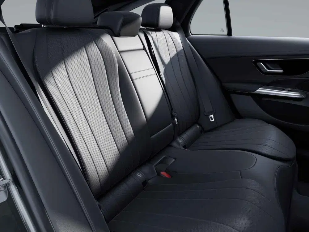 Mercedes-Benz E-Klasse 300 e Business Solution Luxury uit 2026, foto 6