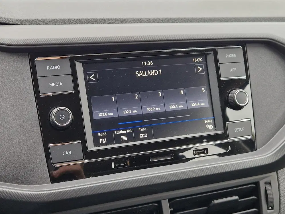 Volkswagen T-Cross 1.0 TSI DSG Life CRUISE CAMERA CARPLAY uit 2022, foto 15
