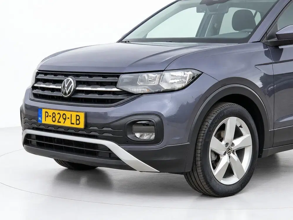 Volkswagen T-Cross 1.0 TSI DSG Life CRUISE CAMERA CARPLAY uit 2022, foto 2