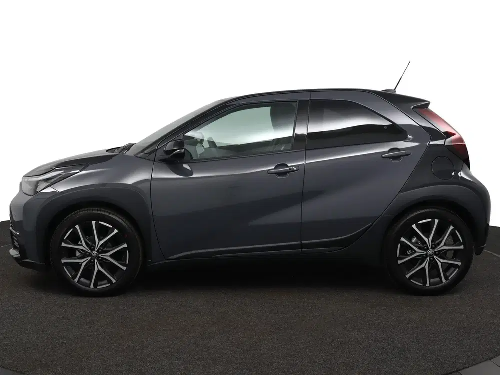 Toyota Aygo X Hybrid 115 GR Sport uit 2026, foto 3