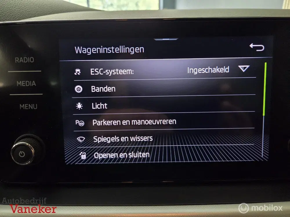 Skoda Kamiq 1.0 TSI Business Edition uit 2023, foto 12