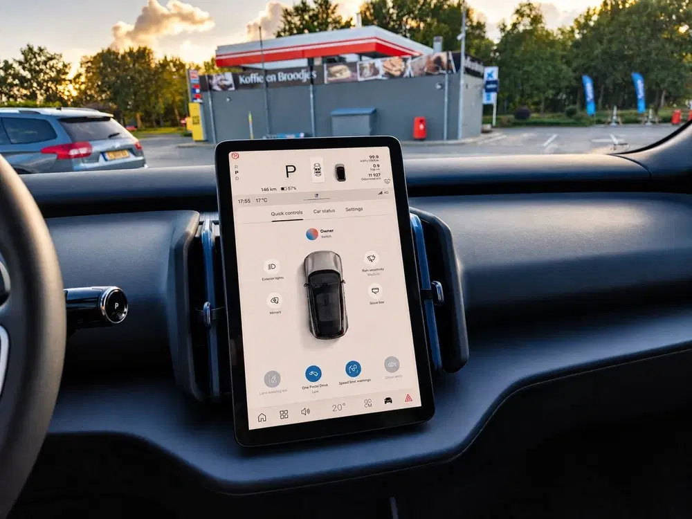 Volvo EX30 Single Motor Core 51 kWh Carplay Trekhaak uit 2024, foto 15