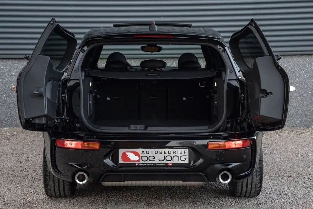 Mini Clubman JCW ALL4 306PK uit 2019, foto 10