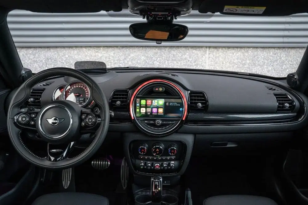Mini Clubman JCW ALL4 306PK uit 2019, foto 12