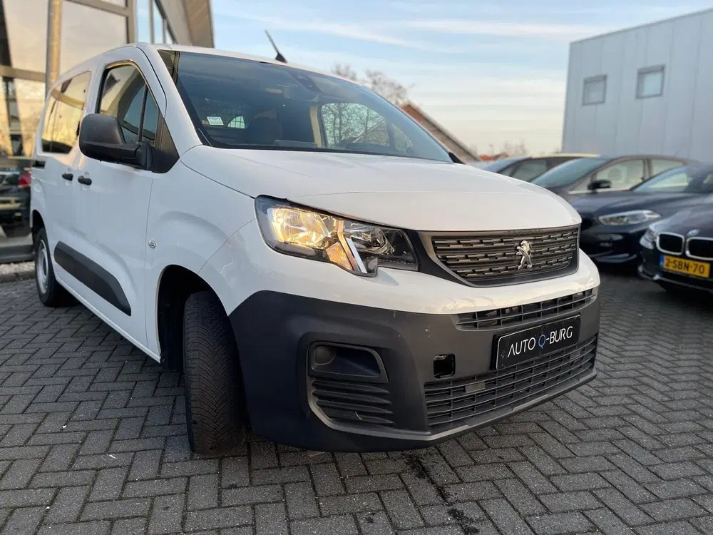 Peugeot Partner 1.2 PureTech Pro uit 2019, foto 13